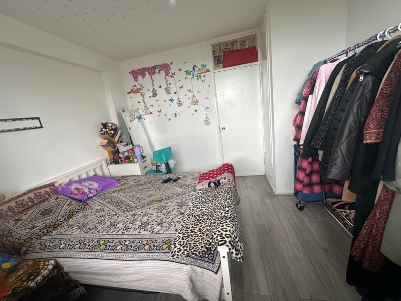 Room Barnardo Gardens in Greater London