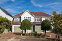 House Orchard Avenue in Greater London