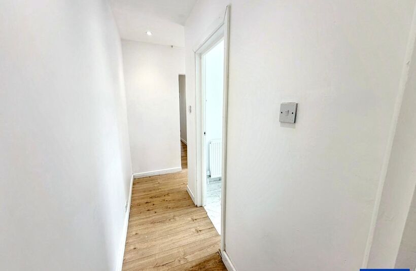 Flat Selbourne Road in Luton