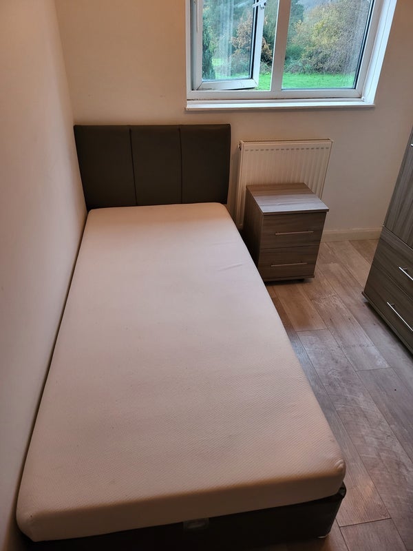 Room Tudor Close in Breckland District