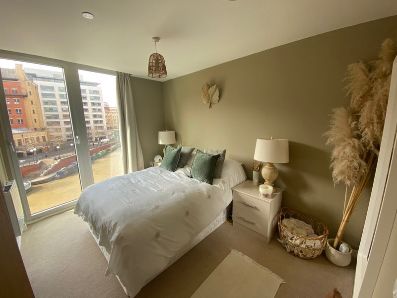 Room Glass wharf in Bristol