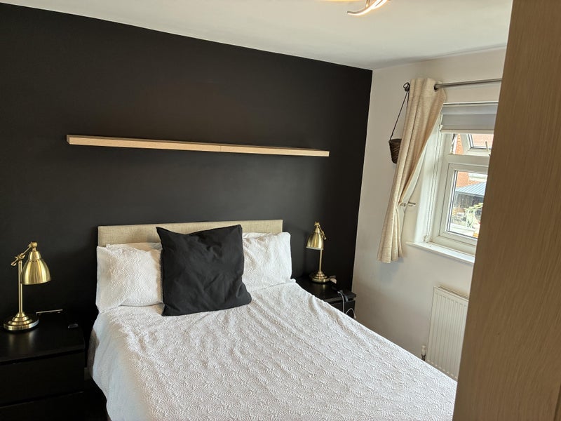 Room Browning Road in Salford