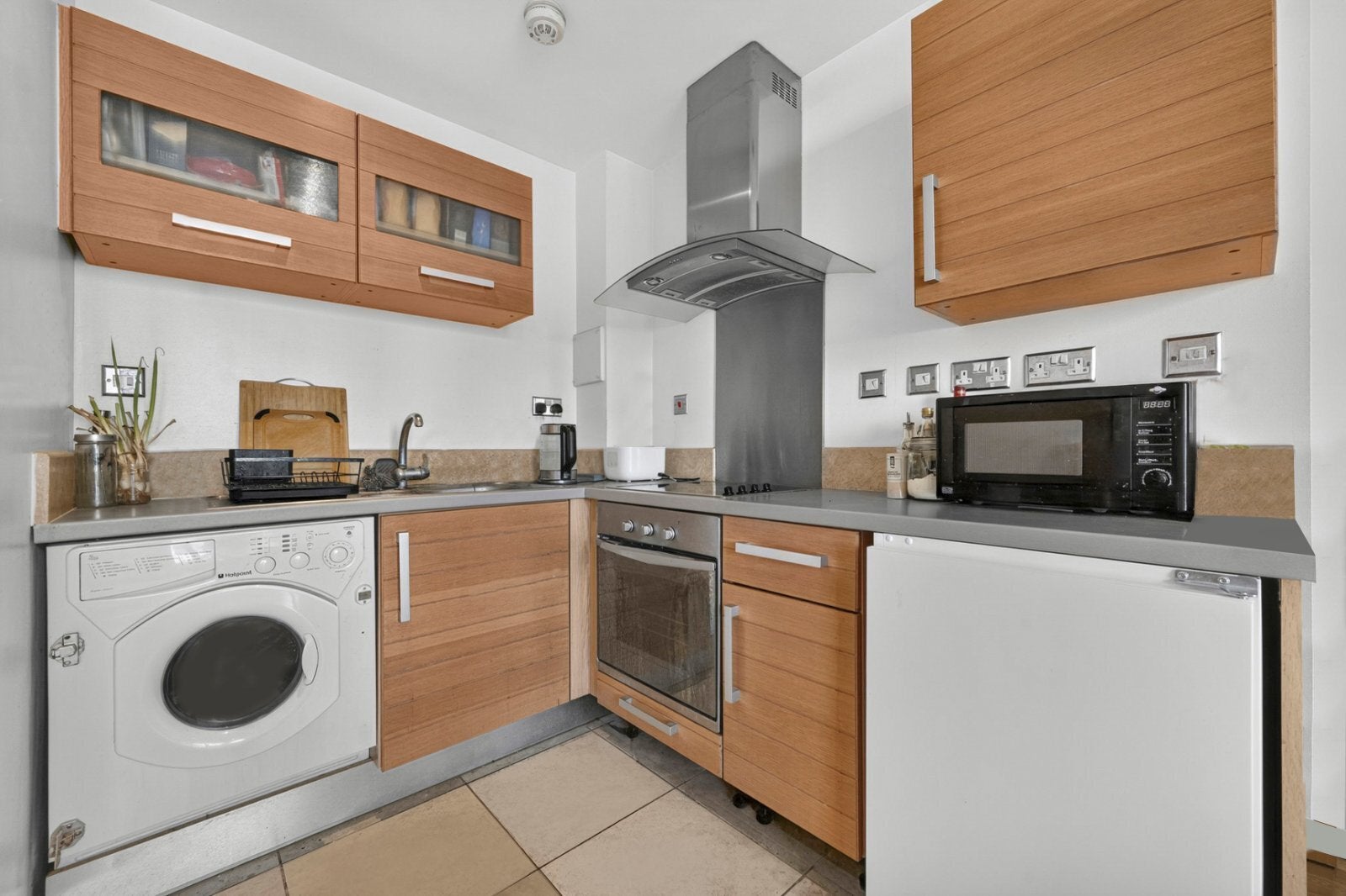 Flat Limeharbour in Greater London