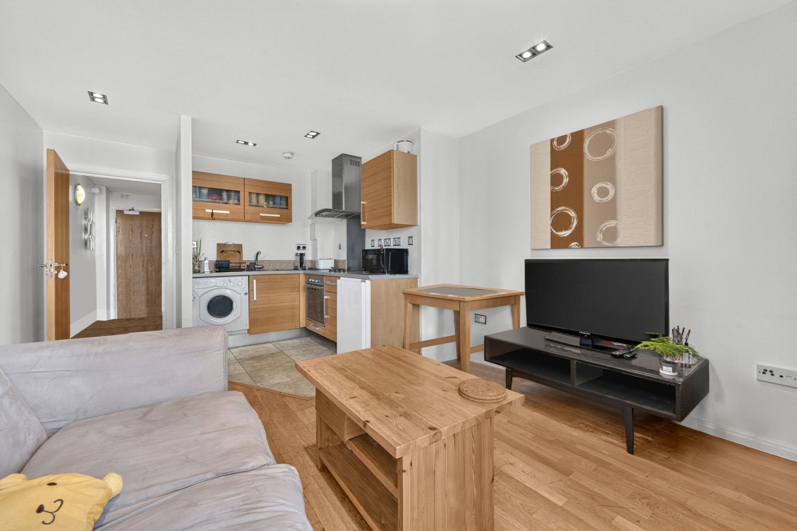 Flat Limeharbour in Greater London
