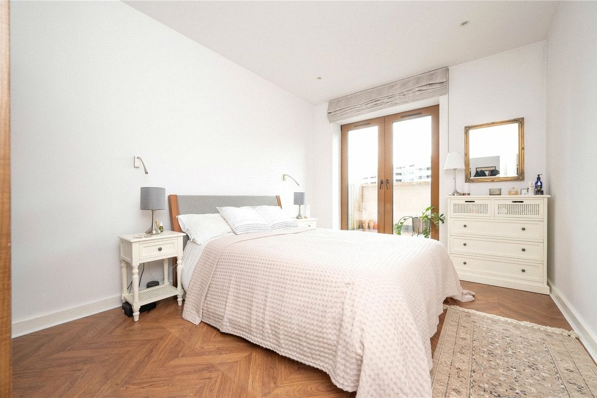 Flat Grosvenor Road in St Albans
