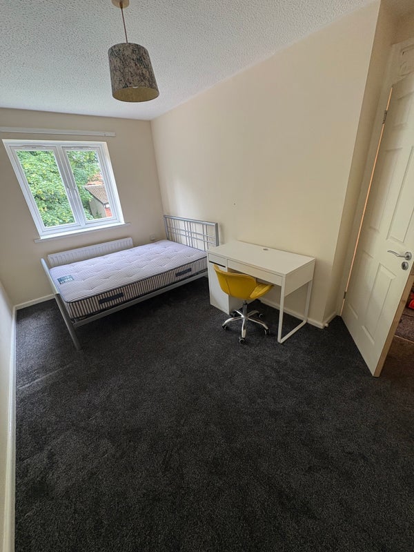Room Portland Road in Birmingham