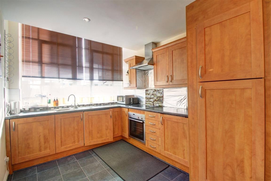 Flat Westgate Road in Newcastle upon Tyne
