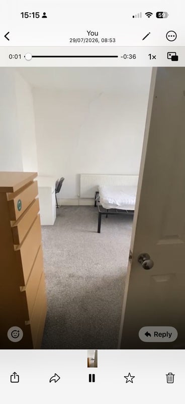 Room John Street in Pontypridd