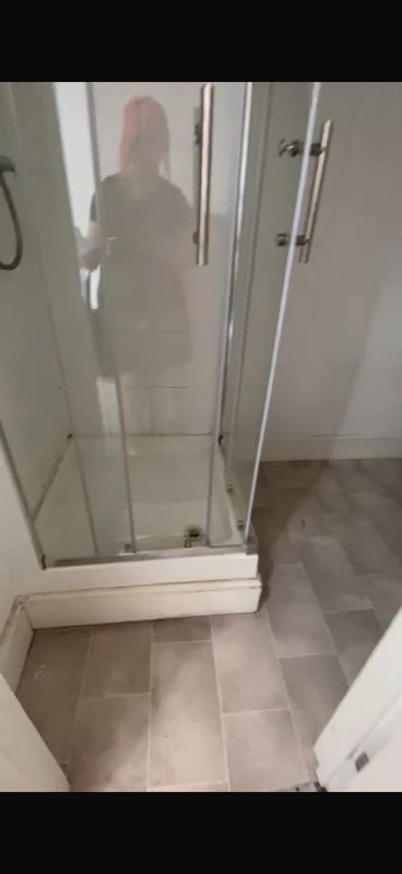 Room John Street in Pontypridd