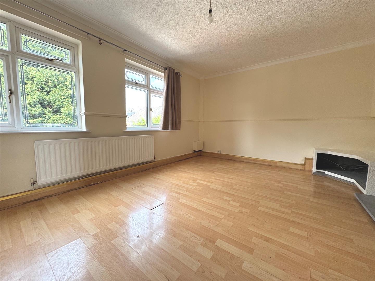 Flat Johnstone Avenue in Werrington