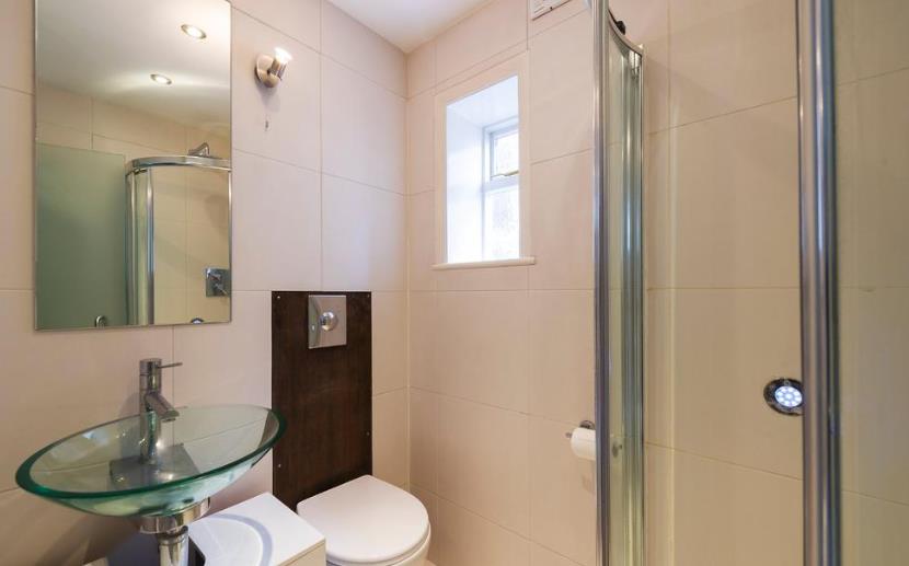 Flat Upper Montagu Street in City of Westminster