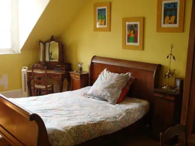 Room Rue Amédée de Caix de Saint-Aymour in Vauréal