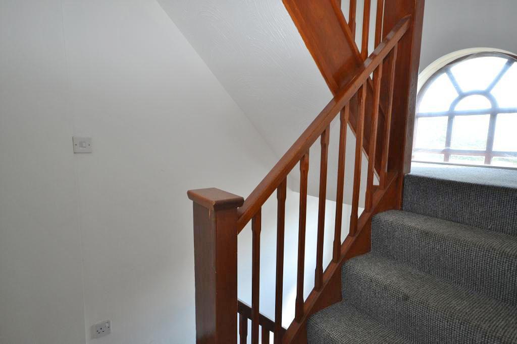 Room Grace Avenue in Milton Keynes