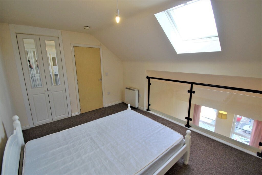 Flat Nicholls Street in Coventry