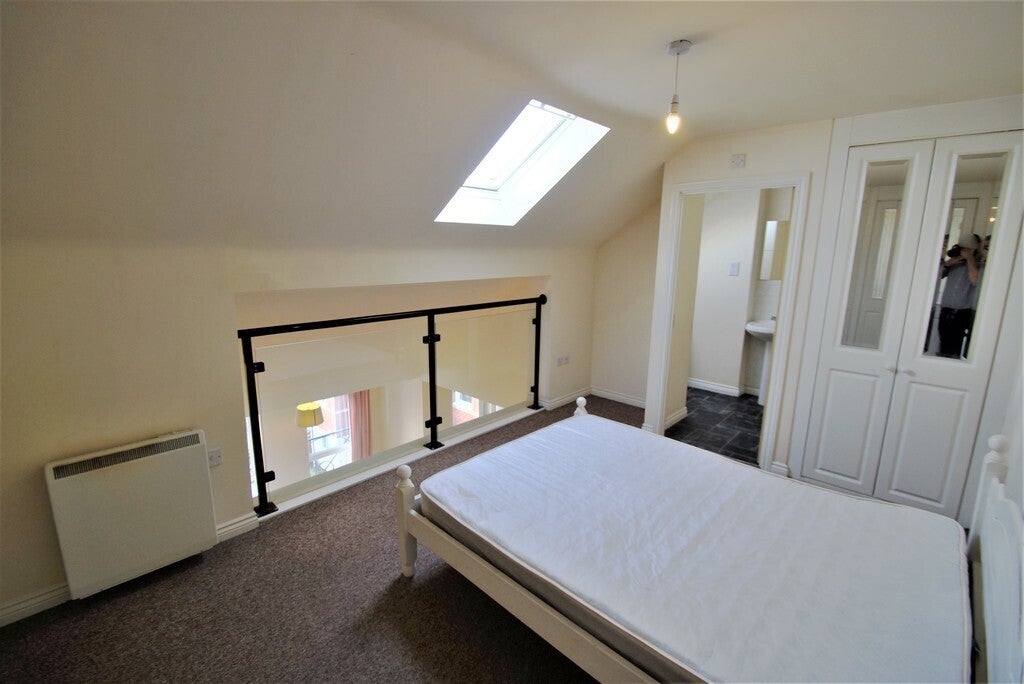 Flat Nicholls Street in Coventry