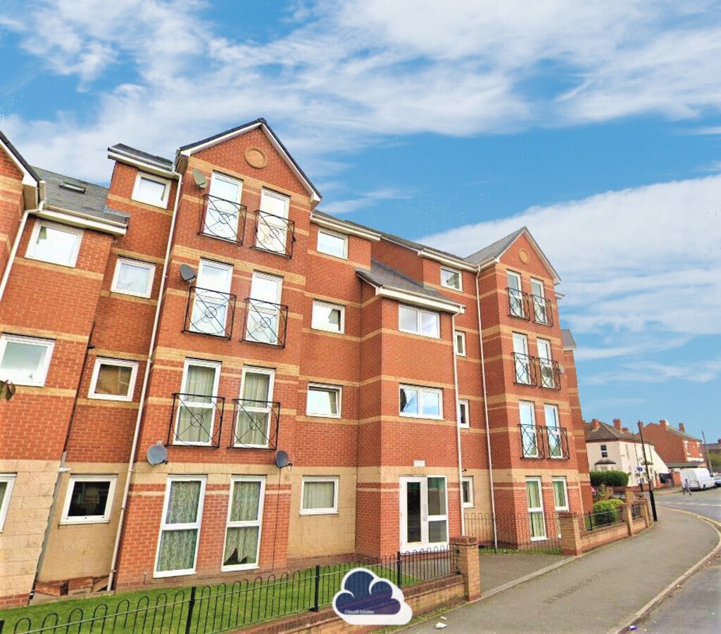Flat Nicholls Street in Coventry