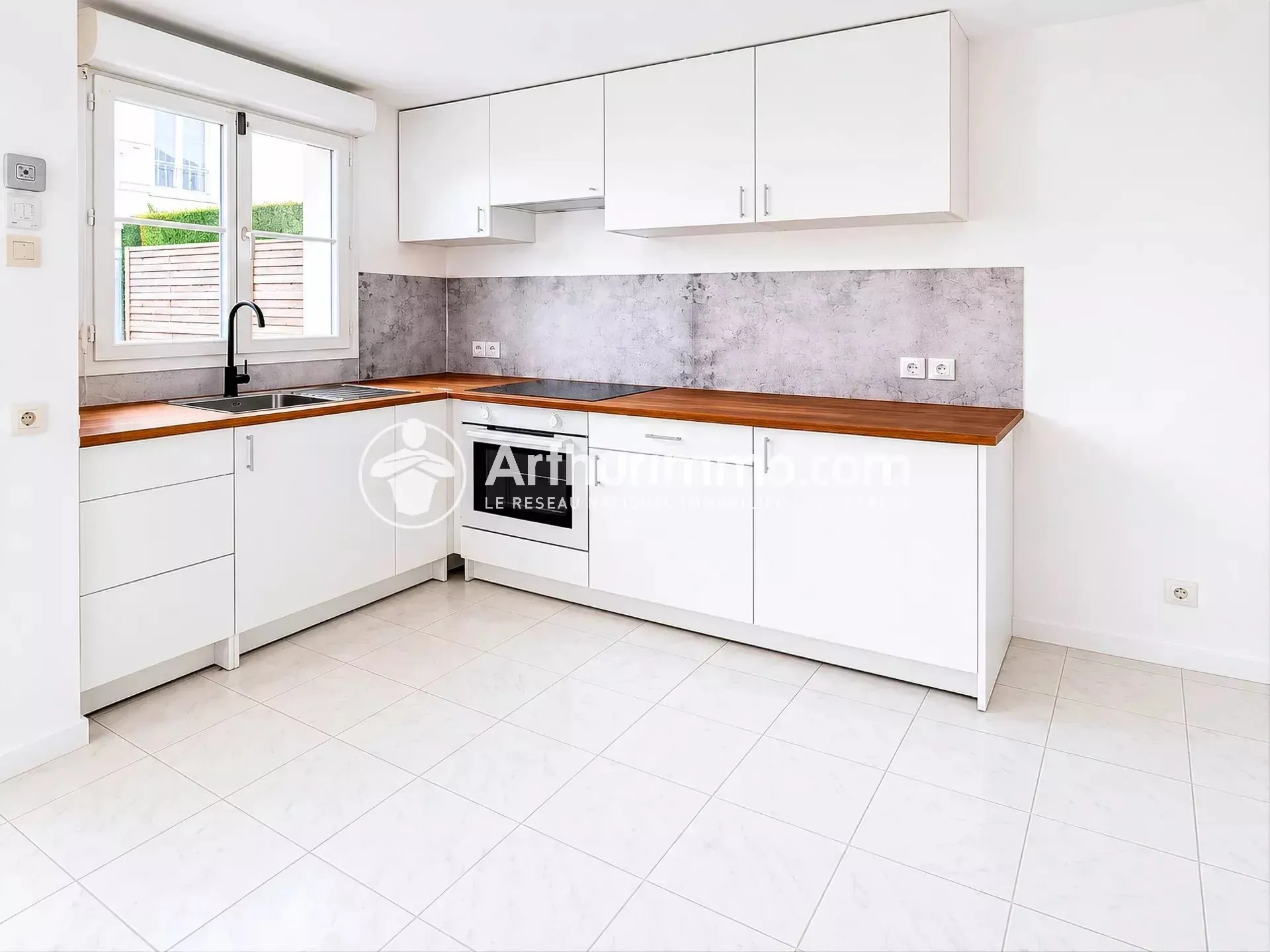 Appartement Avenue Paul Vaillant-Couturier à Paray-Vieille-Poste