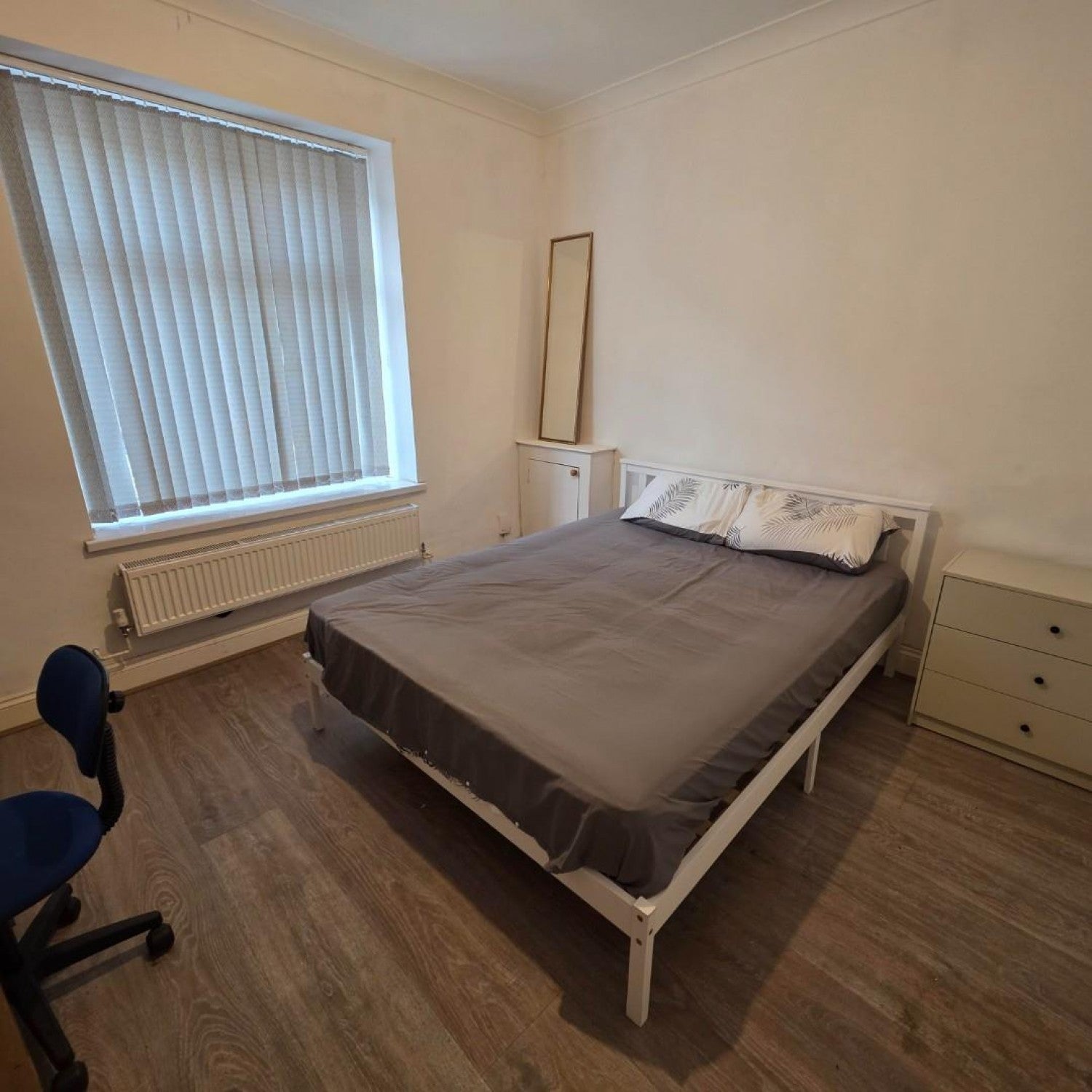 Flat Wood Road in Pontypridd