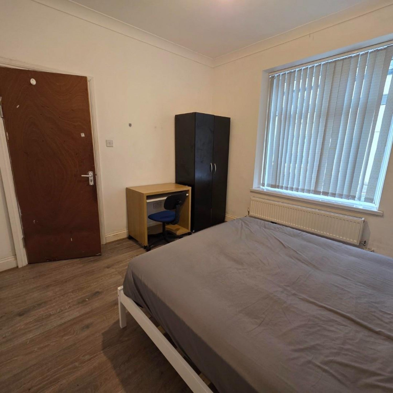 Flat Wood Road in Pontypridd