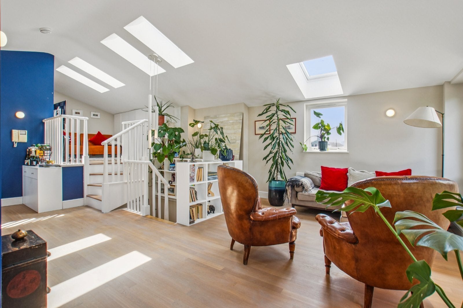 Flat Anhalt Road in Greater London