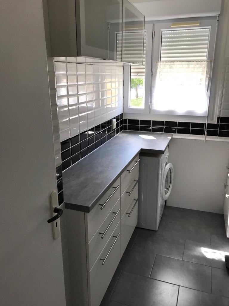 Room Rue des Treilles in Libourne