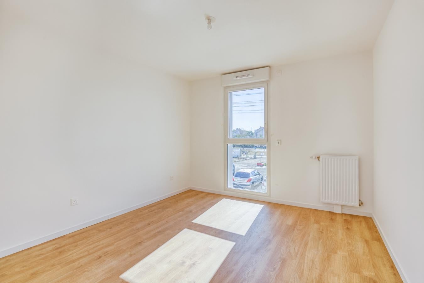 Flat Rue Gaston Monnerville in Roissy-en-Brie