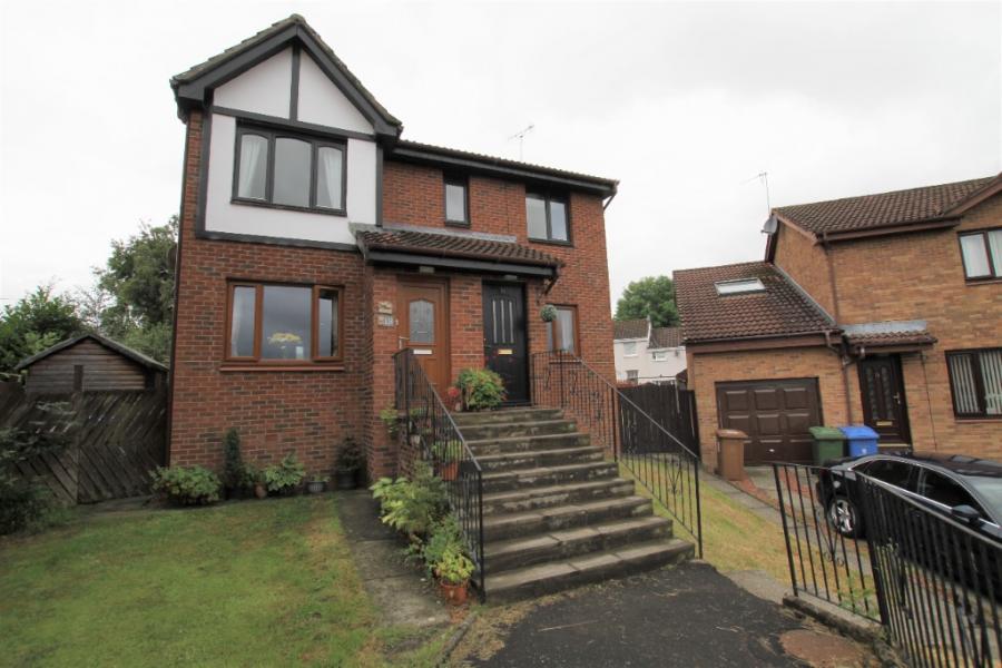 Flat Millbank Crescent in Clackmannan
