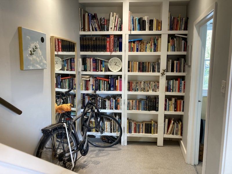 Room White Horse Lane in Greater London