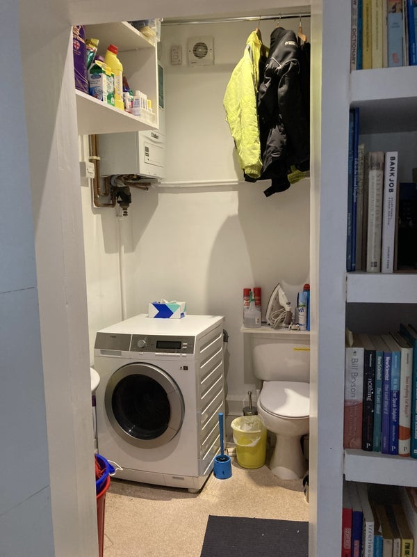 Room White Horse Lane in Greater London