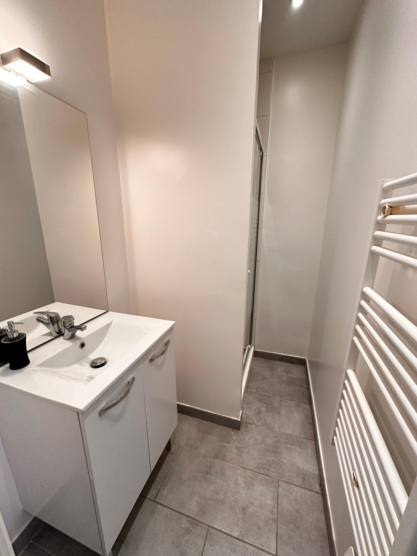 Flat Rue Robert Wolville in Lyon