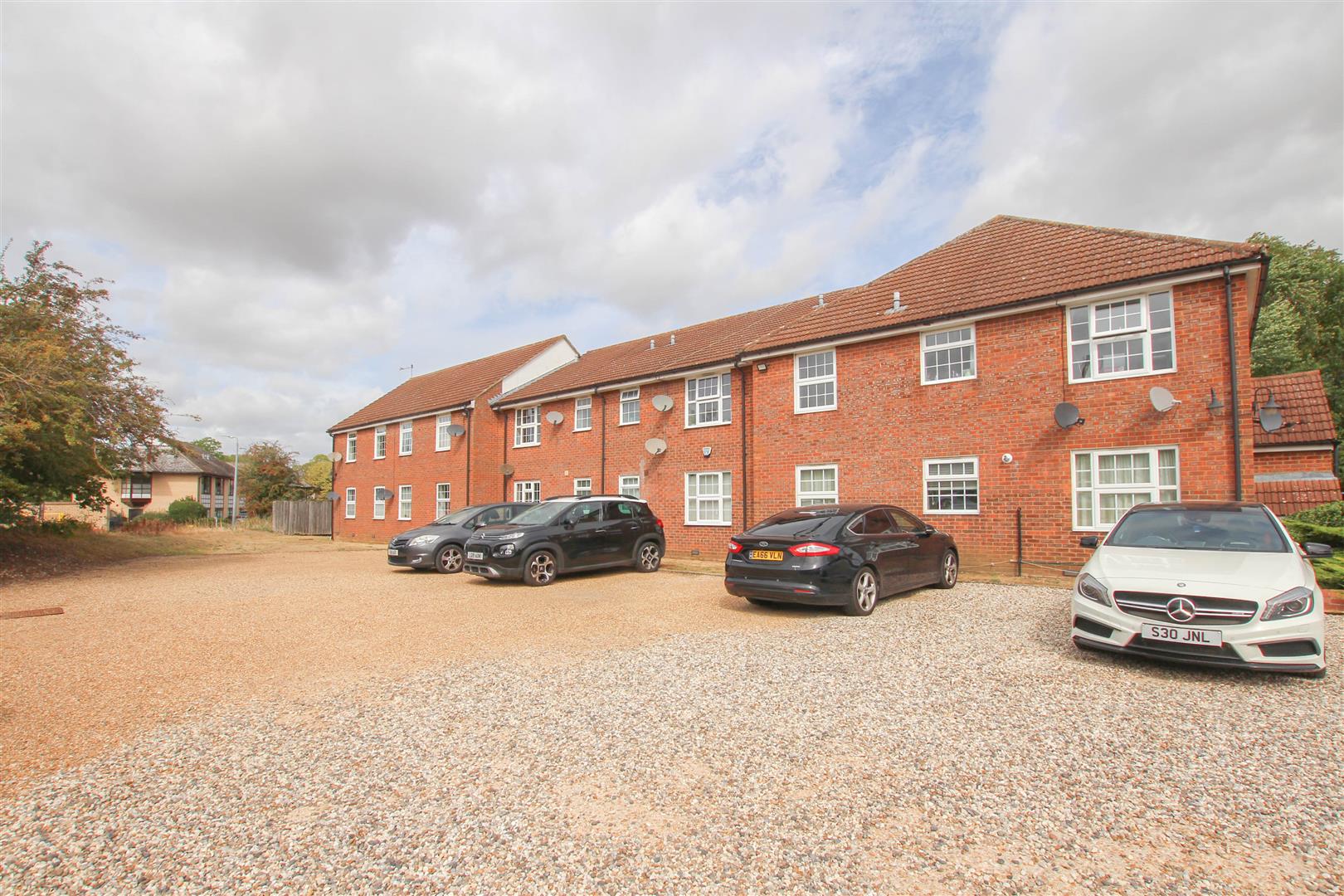 Flat London Road in Uttlesford