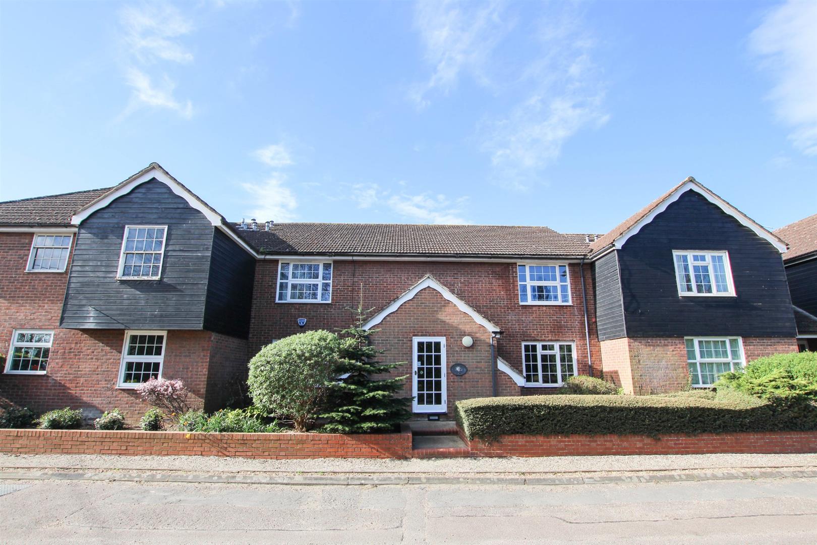 Flat London Road in Uttlesford