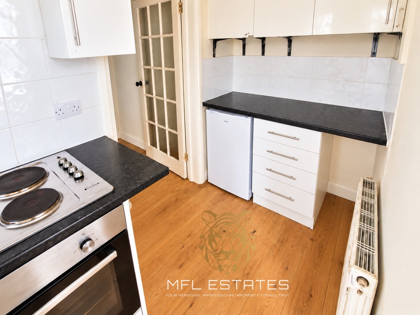 Flat Dagnall Park in Greater London