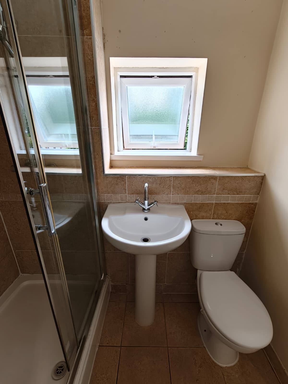 Flat Hopwas Grove in Metropolitan Borough of Solihull