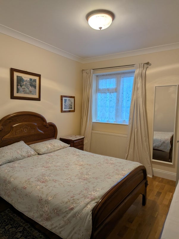 Room Carslake Road in Greater London