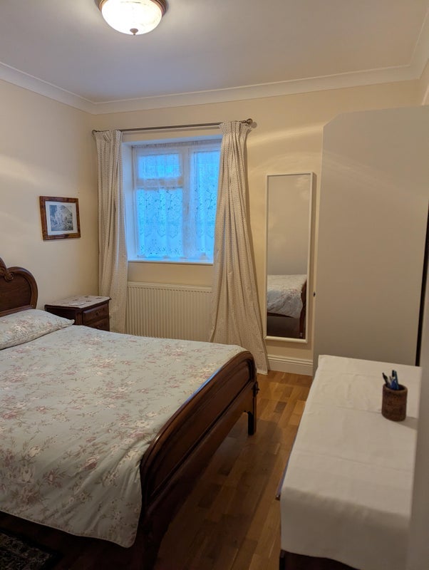 Room Carslake Road in Greater London