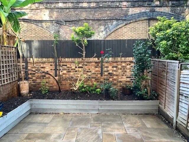 Flat Sulgrave Road in Greater London