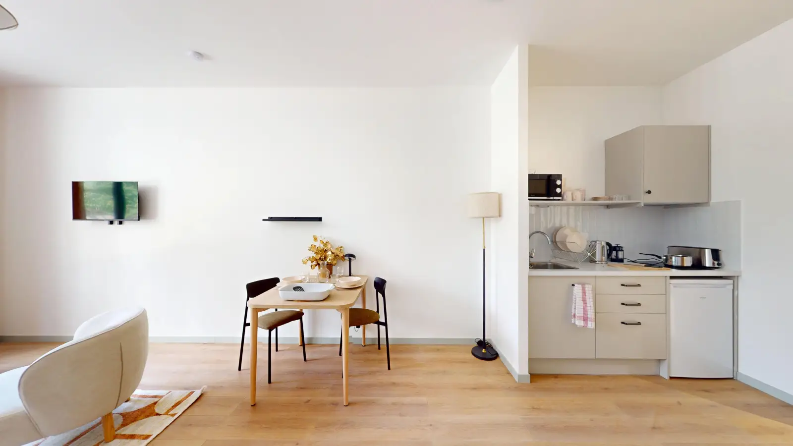 Room Rue Pierre Curie in Asnières-sur-Seine