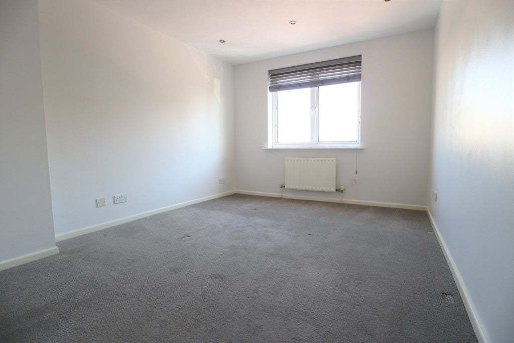 Flat The Strand in Roedean