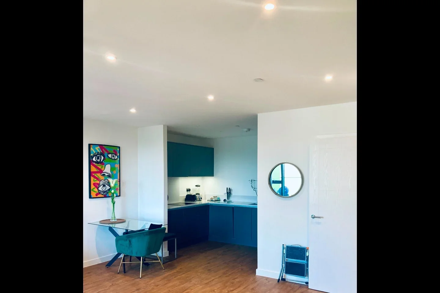 Room Rookery Way in Greater London