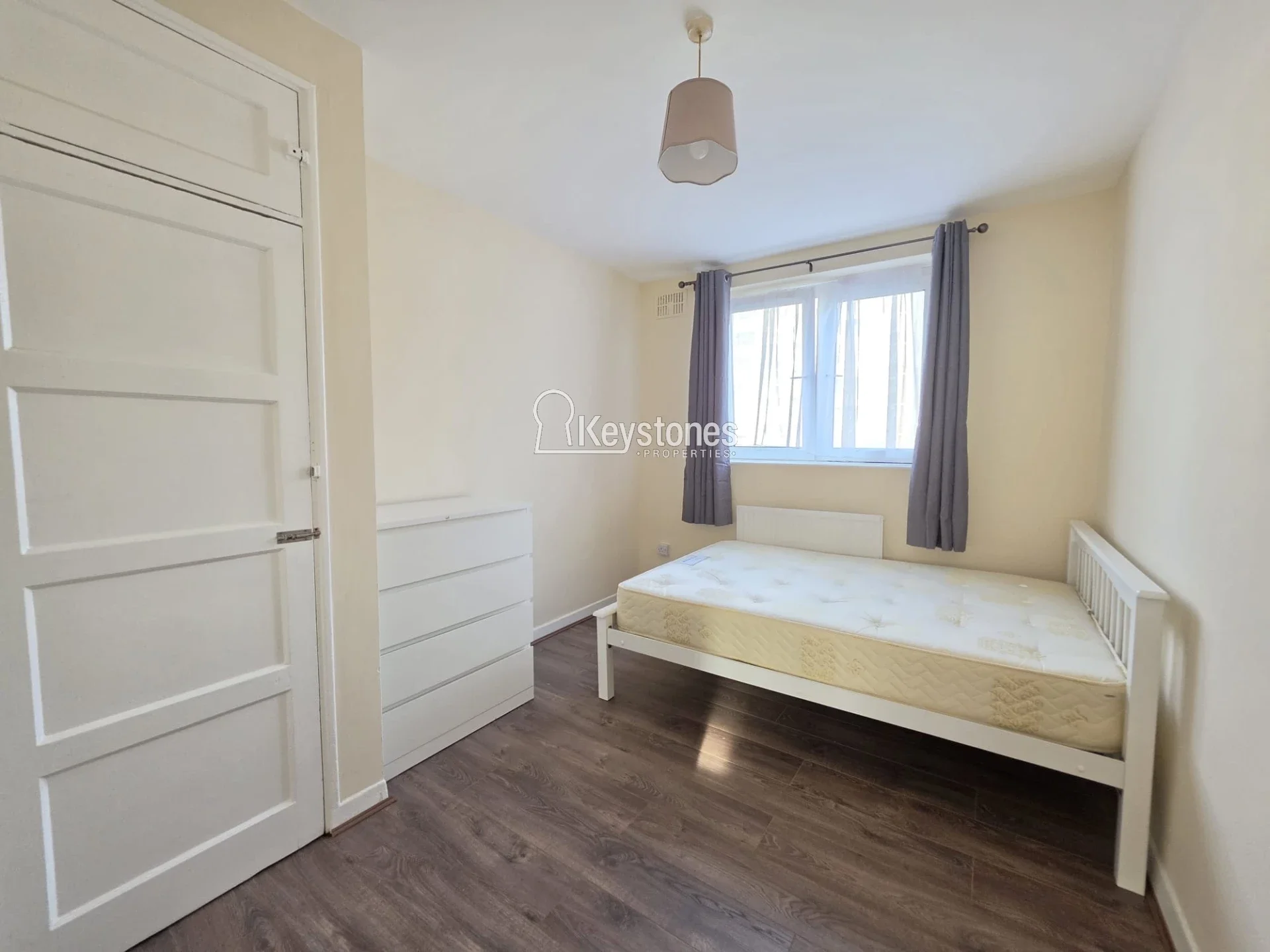 Room Canrobert Street in Greater London