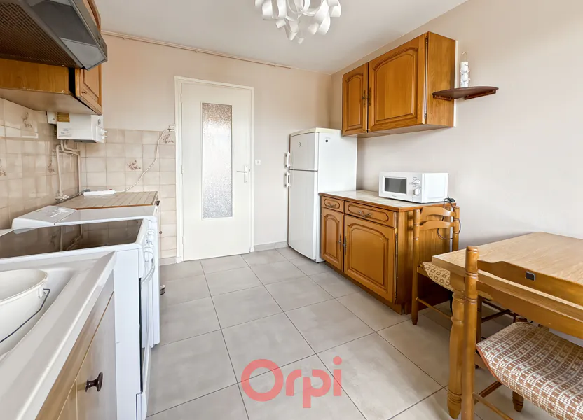Appartement Route de Genas à Villeurbanne
