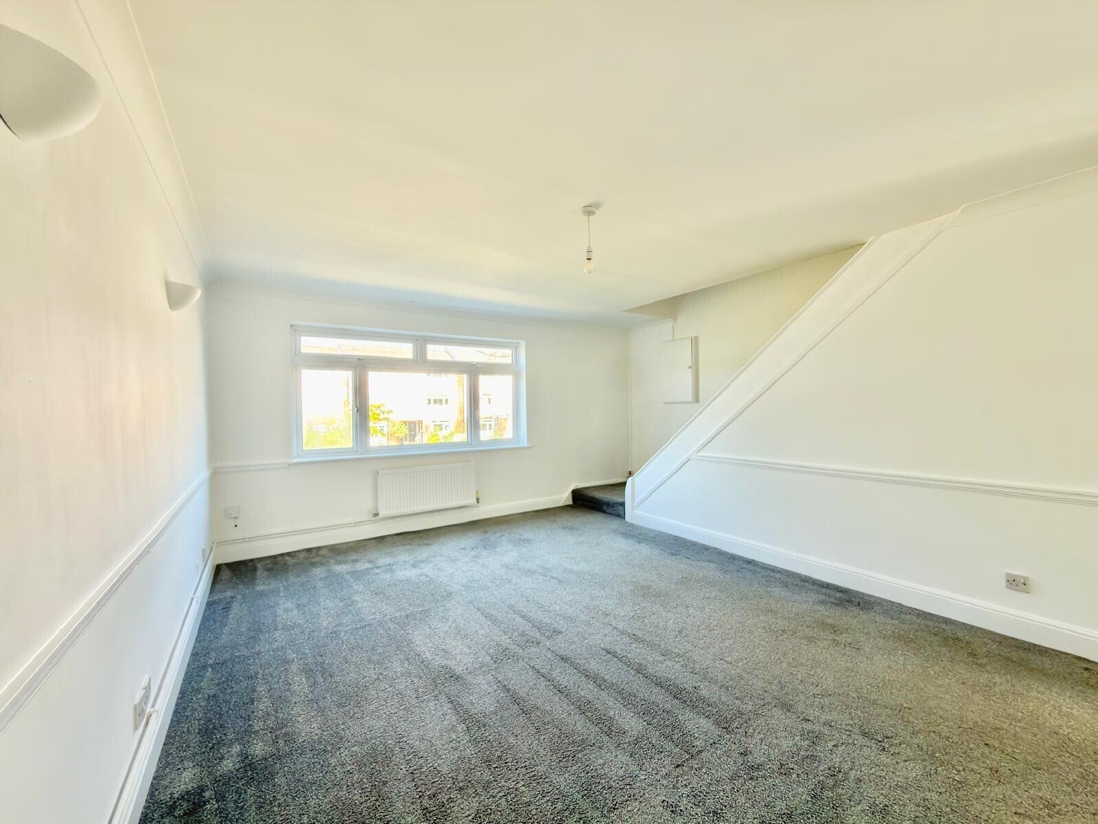 Flat Carters Hill Close in Greater London