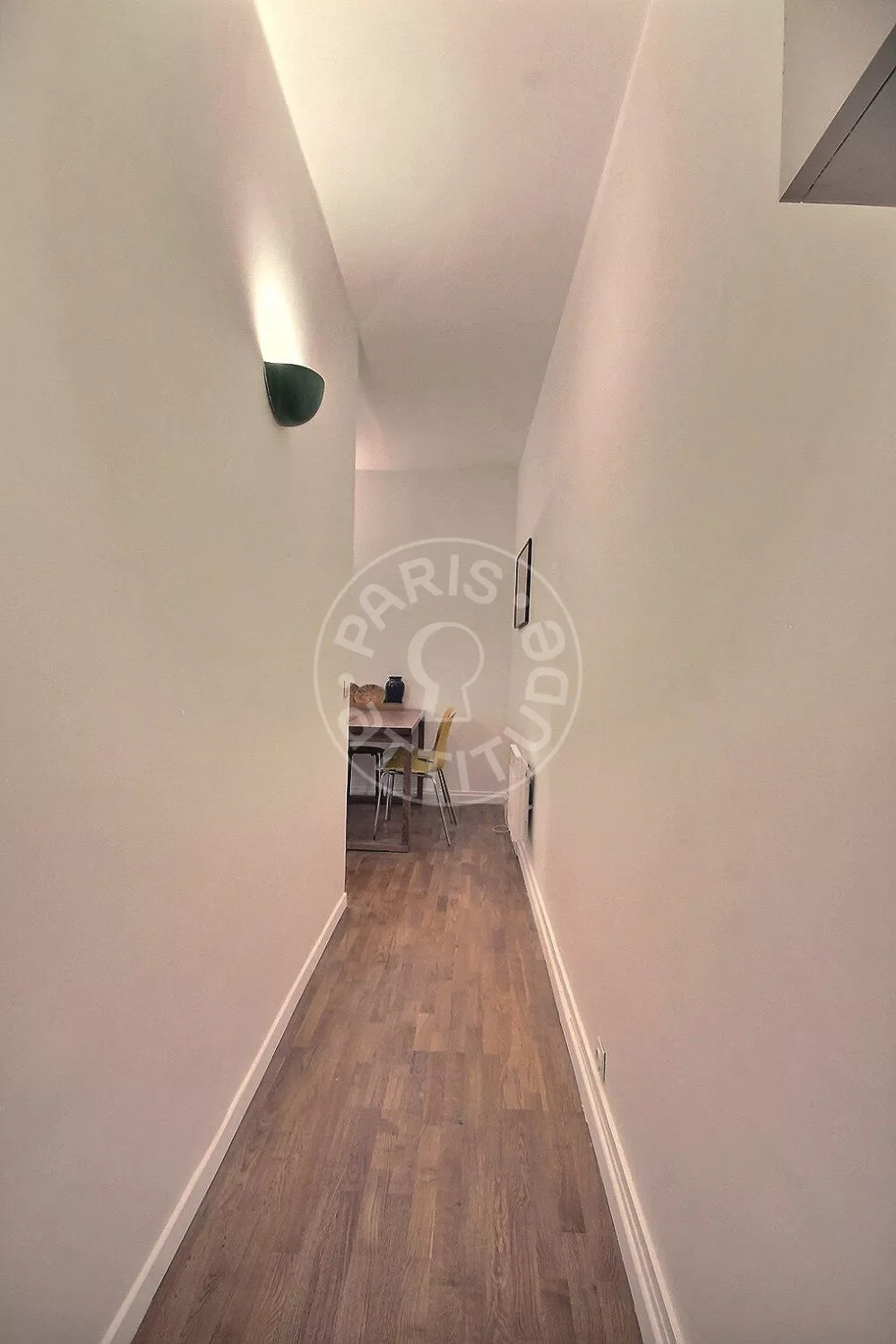 Flat Avenue du Roule in Neuilly-sur-Seine