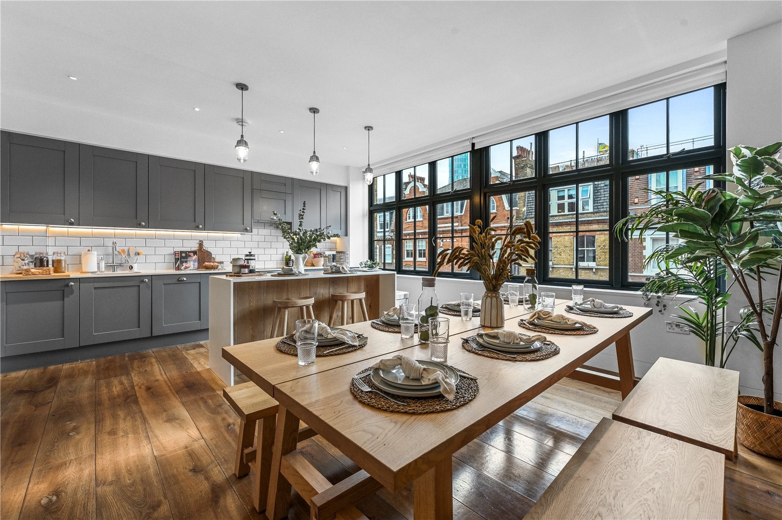 Flat Great Titchfield Street in City of Westminster