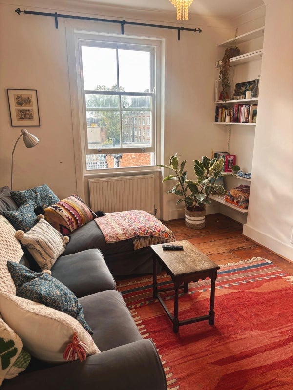 Room Falkland Road in Greater London