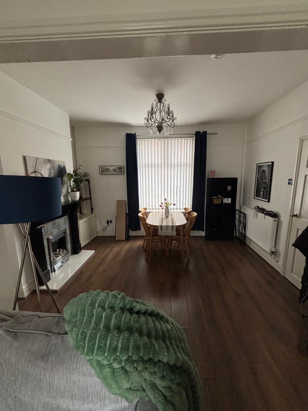 Room Goschen Street in Liverpool