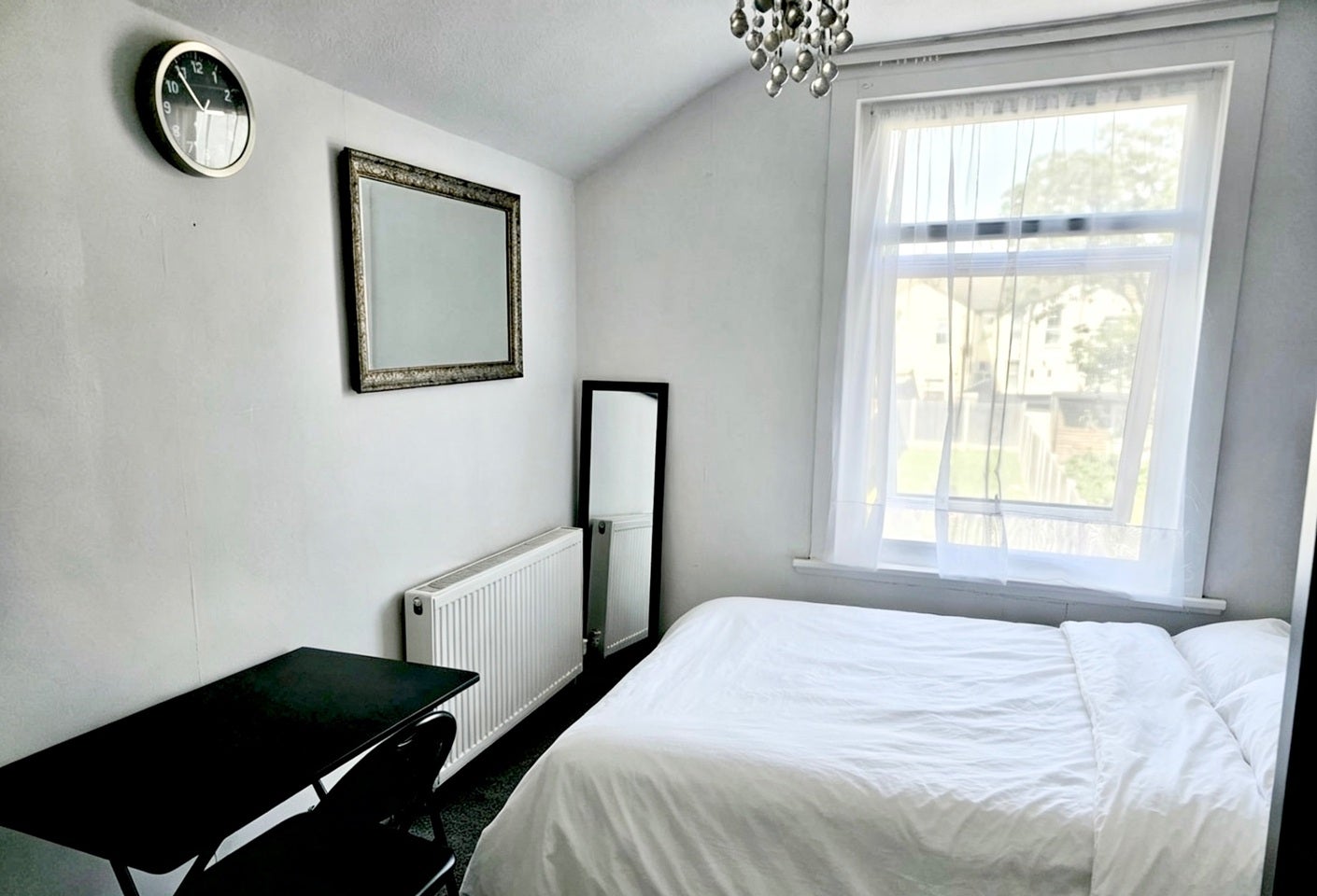 Room Nags Head Road in Greater London