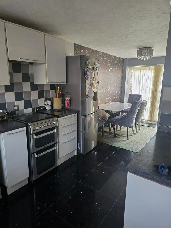 House Clickett Hill in Basildon