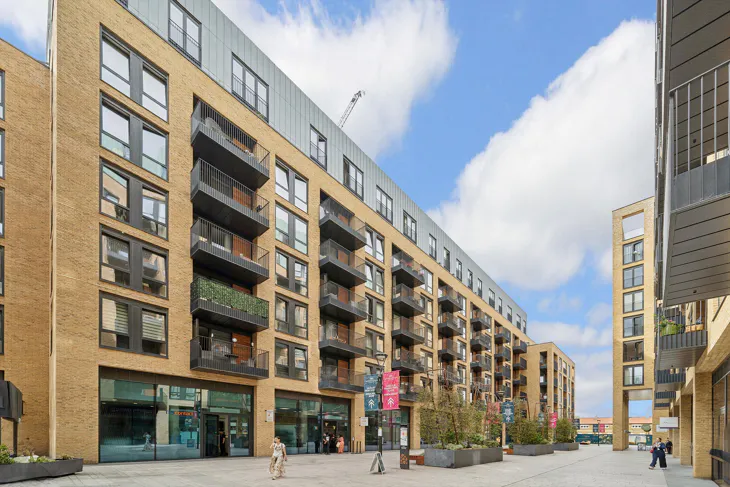 Flat Chivers Passage in Greater London